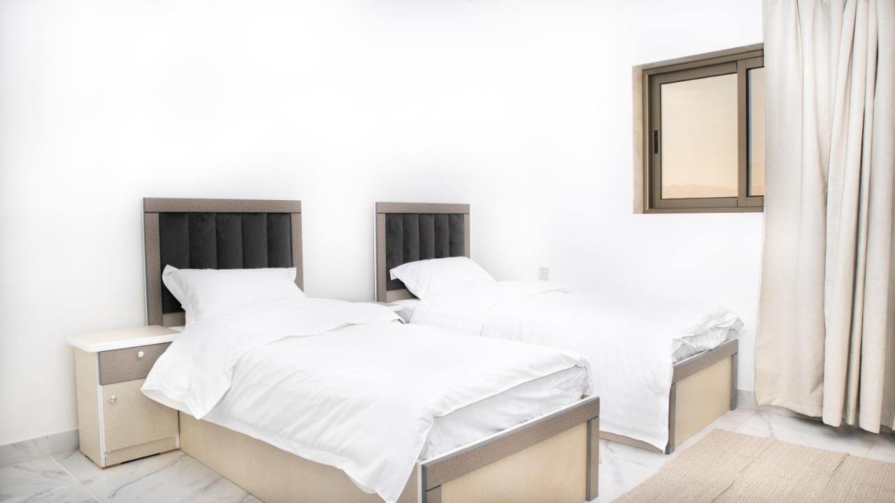 Comfortable & Big Family Apartments 10Mins Drive To Al-Masjid -Nabawi - Nozol Noor 2 Медина Экстерьер фото