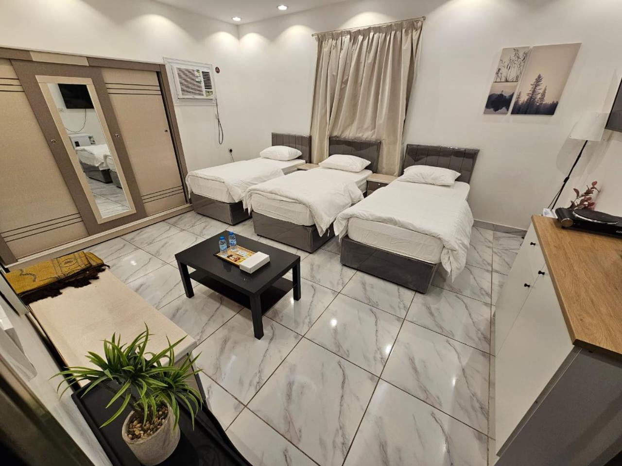 Comfortable & Big Family Apartments 10Mins Drive To Al-Masjid -Nabawi - Nozol Noor 2 Медина Экстерьер фото
